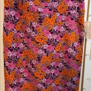 Lularoe Cassie skirt large